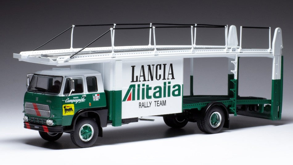 MODELLINO IN SCALA Ixo Model COMPATIBILE CON FIAT 673 RACING LANCIA ALITALIA TRANSPORTER 1976 GREEN/WHITE REPROD.1:43 MODEL SCALE TRU038 241217