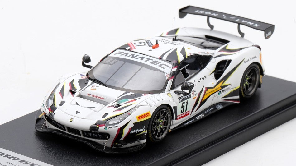 MODELLINO IN SCALA COMPATIBILE CON FERRARI 488 GT3 N.51 IRON LYNX 9th 24H SPA 2022 MOLINA/CALADO/NIELS.1:43 LOOKSMART LSRC151