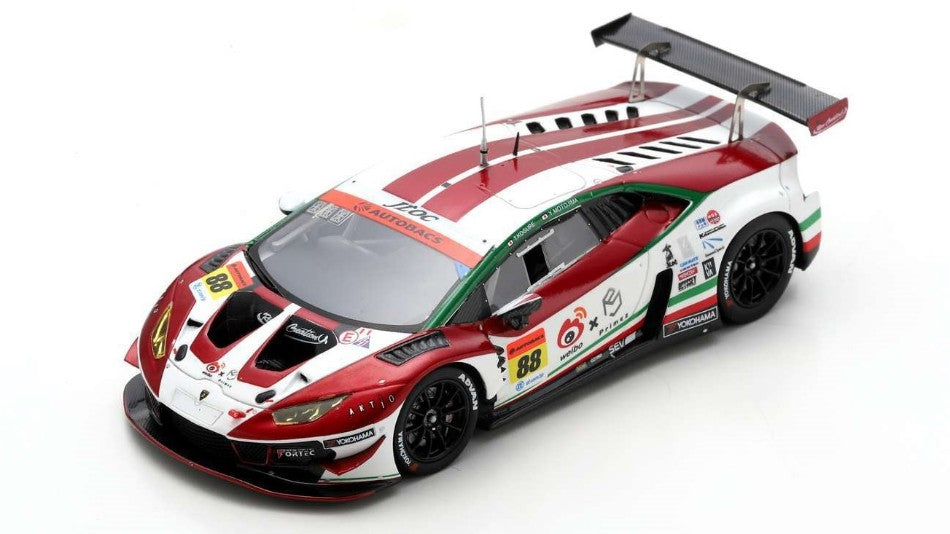 MODELLINO IN SCALA COMPATIBILE CON WEIBO LAMBORGHINI GT3 N.88 GT300 SUPER GT 2022 T.KOGURE-Y.MOTOJIMA 1:43 SPARK MODEL SGT038