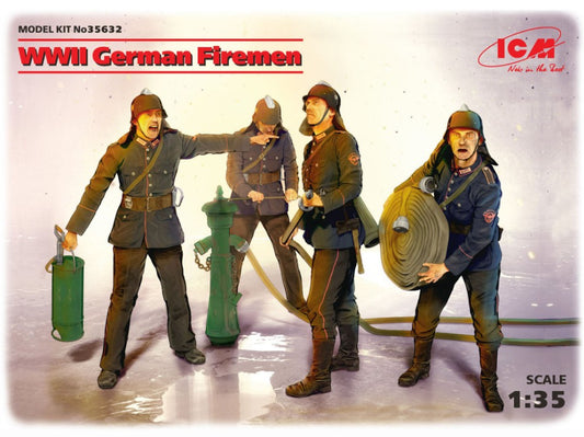 KIT DA MONTARE SCALA COMPATIBILE CON WWII GERMAN FIREMEN 4 FIGURES KIT 1:35 ICM ICM35632