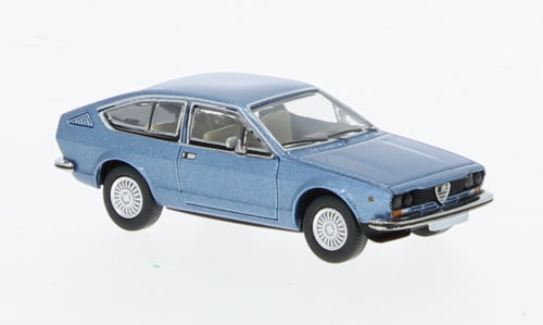 MODELLINO SCALA COMPATIBILE CON ALFA ROMEO ALFETTA GT 1974 MET.BLUE 1:87 PREMIUM CLASSIXXS PCX870427