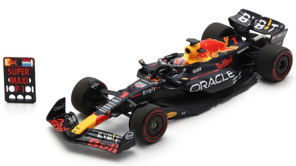 MODELLINO IN SCALA Spark Model COMPATIBILE CON RED BULL RB19 N.1 WINNER BELGIAN GP 2023 W/PIT BOARD MAX VERSTAPPEN 1:43 MODEL SCALE S8916 241217