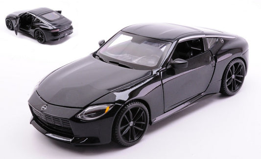 MODELLINO SCALA COMPATIBILE CON NISSAN 400Z 2023 BLACK 1:24 MAISTO MI32904G