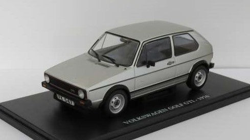 MODELLINO SCALA COMPATIBILE CON VW GOLF GTI 1976 GREY 1:24 EDITORIA MAG24VWGOLFGTIG