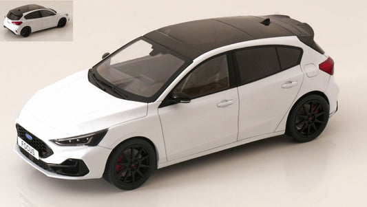 MODELLINO SCALA COMPATIBILE CON FORD FOCUS ST WHITE 1:18 MODELCARGROUP MCG18453