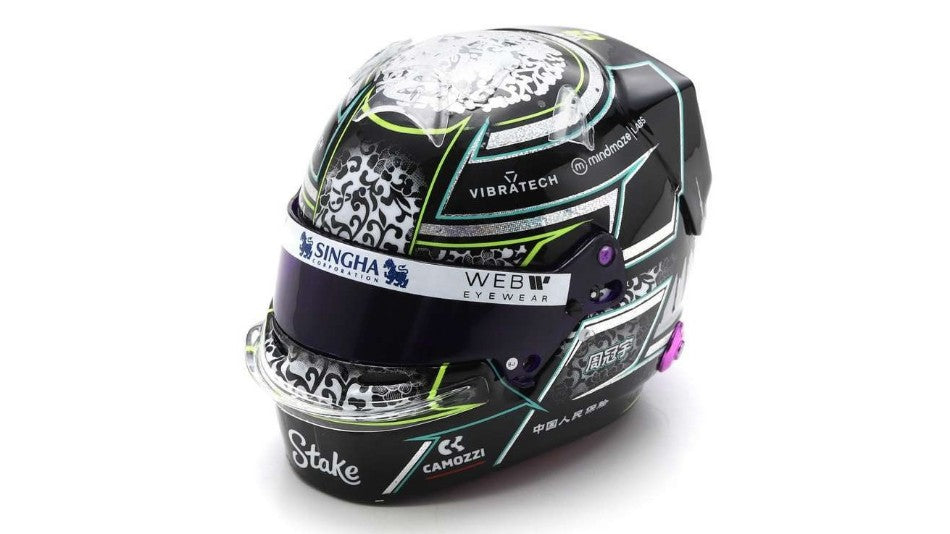 MODELLINO SCALA COMPATIBILE CON HELMET ZHOU GUANYU 2024 1:5 SPARK MODEL 5HF148