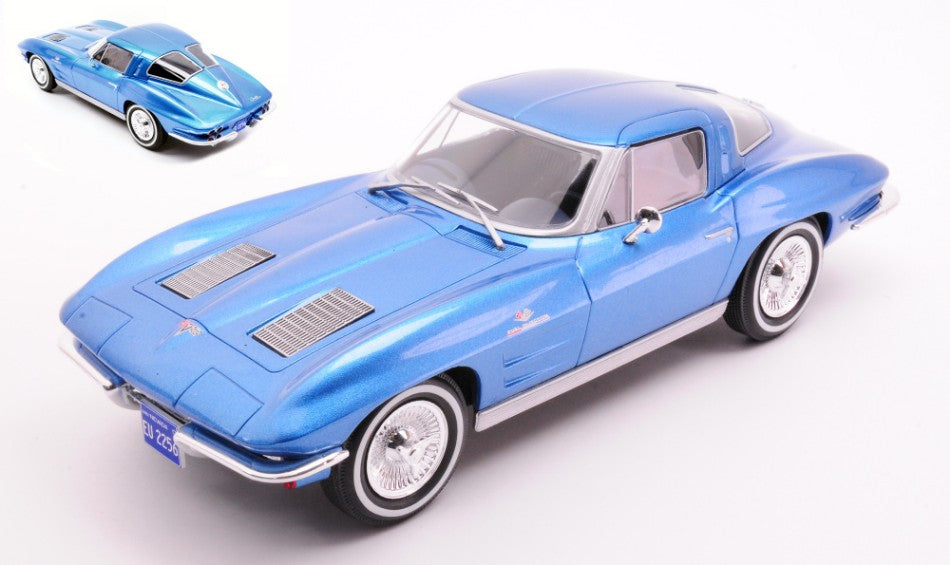 MODELLINO IN SCALA Whitebox COMPATIBILE CON CHEVROLET CORVETTE (C2) STRINGRAY 1963 BLUE 1:24 MODEL SCALE WB124232 241220