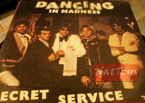 7" 45 RPM Secret Service DANCING IN MADNESS (Italy 1982, SONET SON 2708) - NM/NM