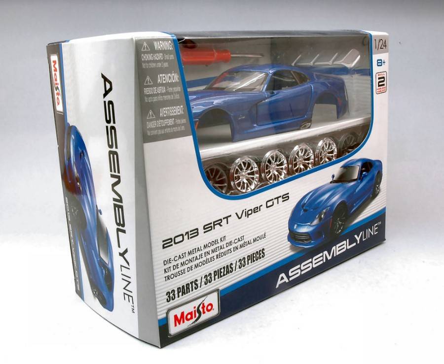 SCALE ASSEMBLY KIT COMPATIBLE WITH DODGE VIPER SRT GTS 2013 KIT 1:24 MAISTO MI39271