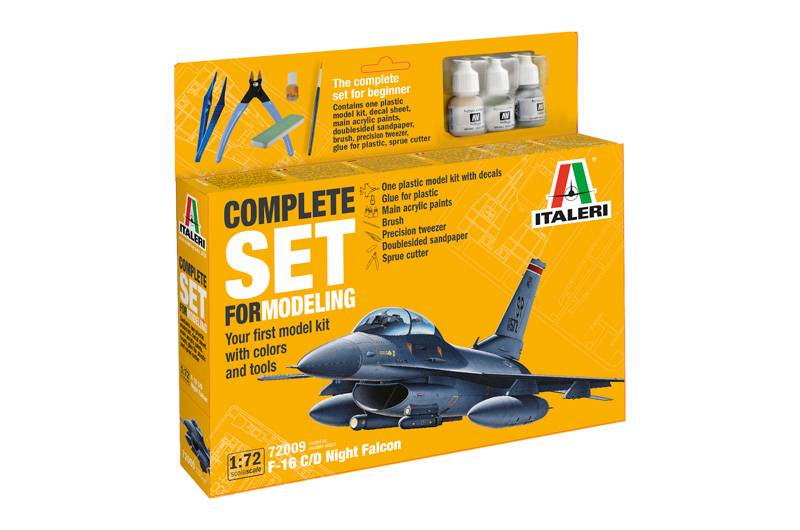 KIT DA MONTARE IN SCALA COMPATIBILE CON F-16 C/D NIGHT FALCON SET COMPLETO KIT 1:72 ITALERI IT72009