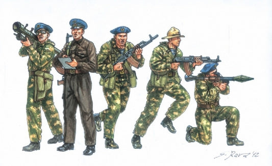 KIT À ASSEMBLER À L'ÉCHELLE COMPATIBLE AVEC LES FORCES SPÉCIALES SOVIÉTIQUES ANNÉES 80 KIT 1:72 ITALERI IT6169