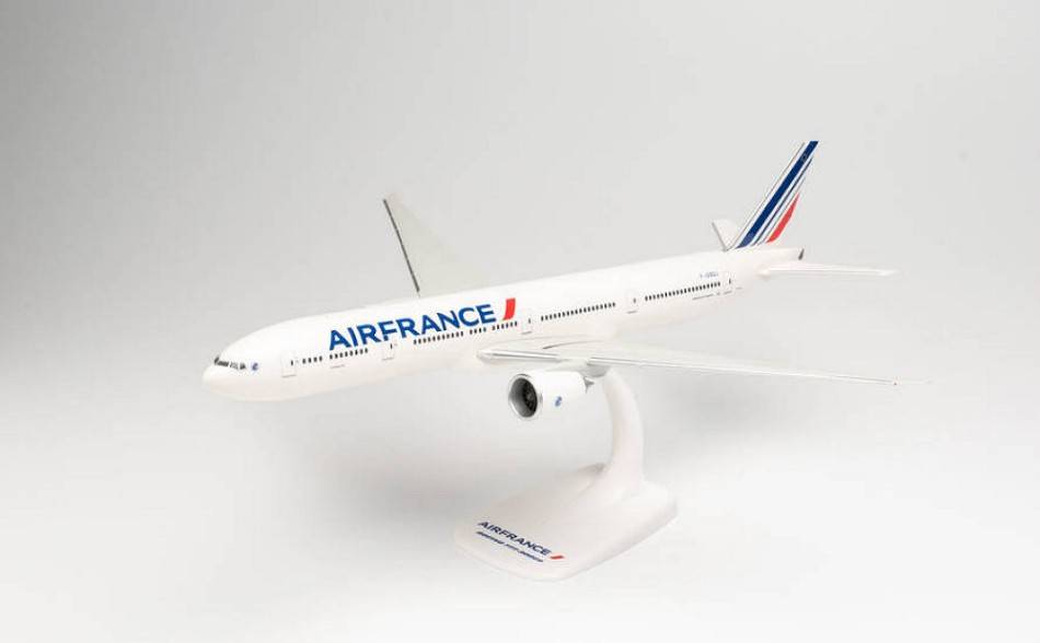 SCALE MODEL COMPATIBLE WITH AIR FRANCE BOEING 777-300ER - 2021 LIVERY 1:200 HERPA HP613491