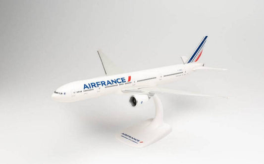 SCALE MODEL COMPATIBLE WITH AIR FRANCE BOEING 777-300ER - 2021 LIVERY 1:200 HERPA HP613491