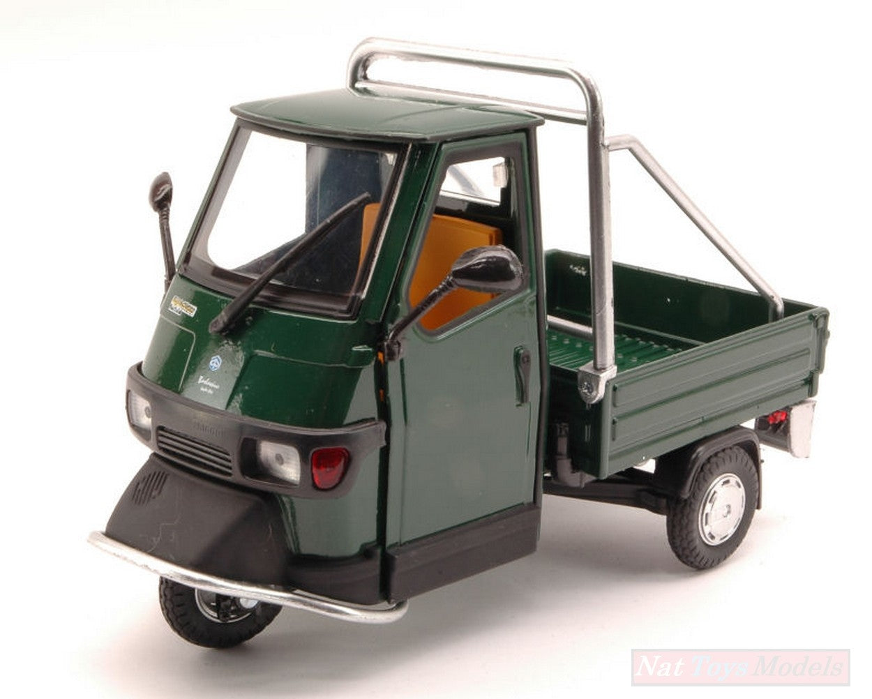 MODELLINO IN SCALA COMPATIBILE CON APE PIAGGIO CROSS 50 GREEN 1:18 NEW RAY NY68035GR