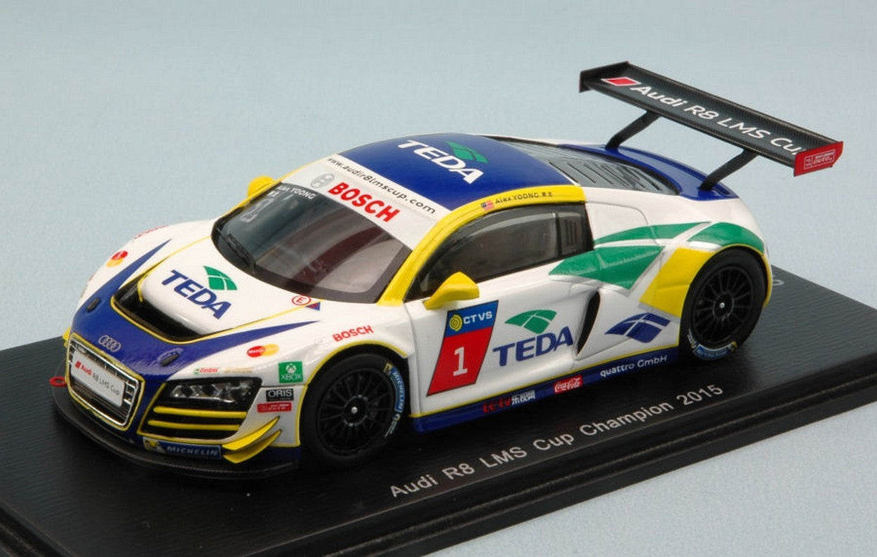 SCALE MODEL COMPATIBLE WITH AUDI R8 LMS N.1 CUP CHAMPION 2015 ALEX JOONG 1:43 SPARK MODEL SA085