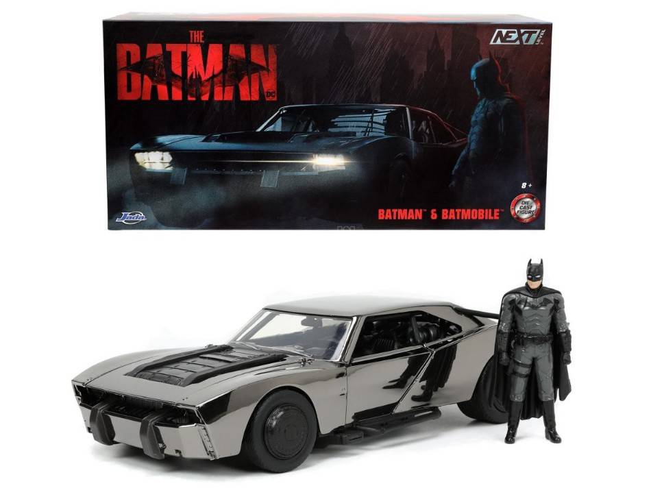 MODELLINO IN SCALA COMPATIBILE CON BATMAN BATMOBILE 2022 COMIC BLACK/CHROME W/FIGURE 1:24 JADA TOYS JADA15012