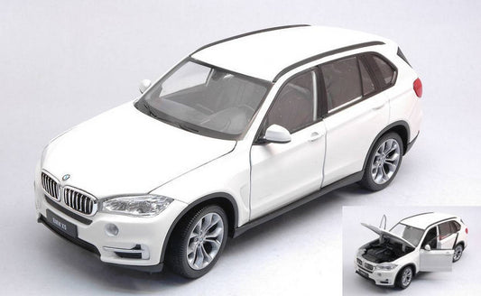 MODELLINO IN SCALA COMPATIBILE CON BMW X5 WHITE 1:24 WELLY WE24052W DIE CAST