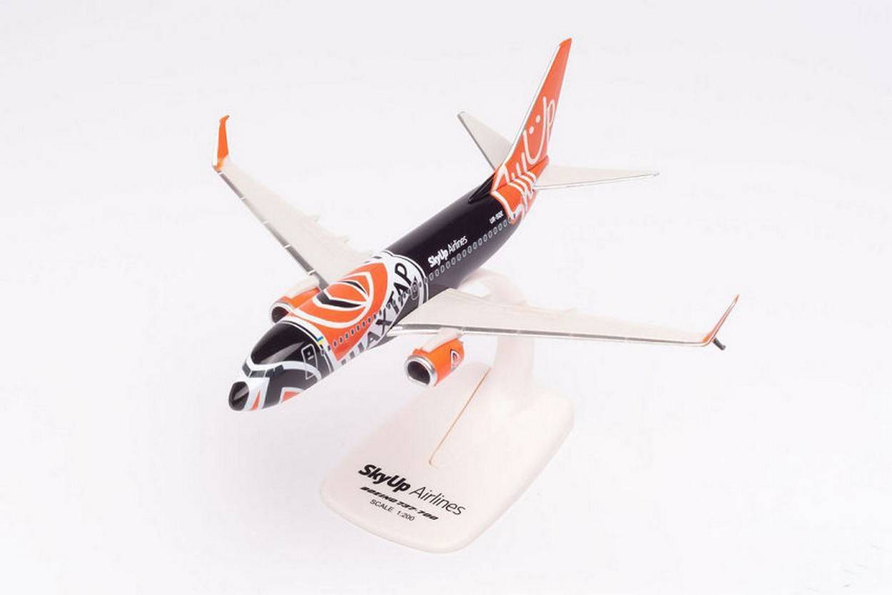 SCALE MODEL COMPATIBLE WITH BOEING 737-700 SkyUp AIRLINES "SHAKTAR DONESTSK" 1:200 HERPA HP613170