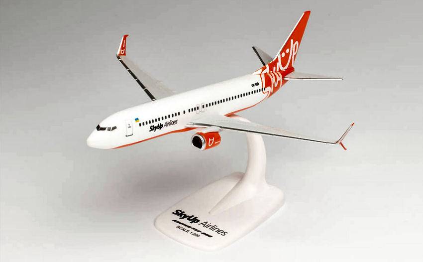 SCALE MODEL COMPATIBLE WITH BOEING 737-800 SKYUP AIRLINES 1:200 HERPA HP613187