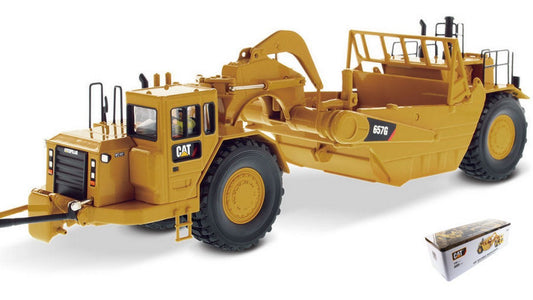 SCALE MODEL COMPATIBLE WITH CAT 657G WHEEL TRACTOR SCRAPER 1:50 DIECAST MASTER DM85175