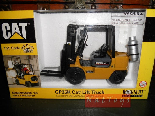 SCALE model COMPATIBLE WITH CAT GP25K Pneumatic Lift Truck 1:25 Work Vehicles Norscot NR55071