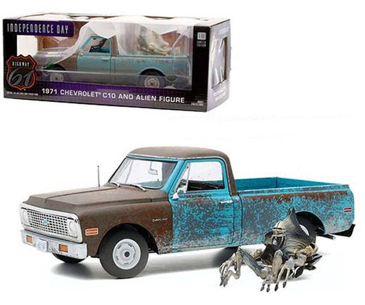 SCALE MODEL COMPATIBLE WITH CHEVROLET C-10 1971 W/ALIEN FIGURE "INDIPENDENCE DAY 1996" BLUE 1:18 HIGHWAY 61 HWY18021