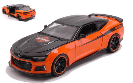 SCALE MODEL COMPATIBLE WITH CHEVROLET CAMARO ZL1 CUSTOM 2017 HARLEY DAVIDSON 1:24 MAISTO MI32271