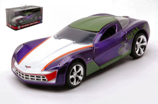 MODELLINO IN SCALA COMPATIBILE CON CHEVROLET CORVETTE STINGRAY THE JOKER 2009 PURPLE/GREEN/WHITE 1:32 JADA TOYS JADA52016