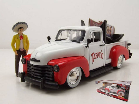 MODELLINO IN SCALA COMPATIBILE CON CHEVROLET PICK UP 1953 WITH TAPATIO CHARRO MAN FIGURE WHITE/RED 1:24 JADA TOYS JADA31968