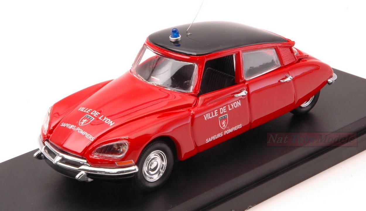 MODELLINO IN SCALA COMPATIBILE CON CITROEN DS 19 POMPIERS DE VILLE DE LYON 1956 1:43 RIO RI4550