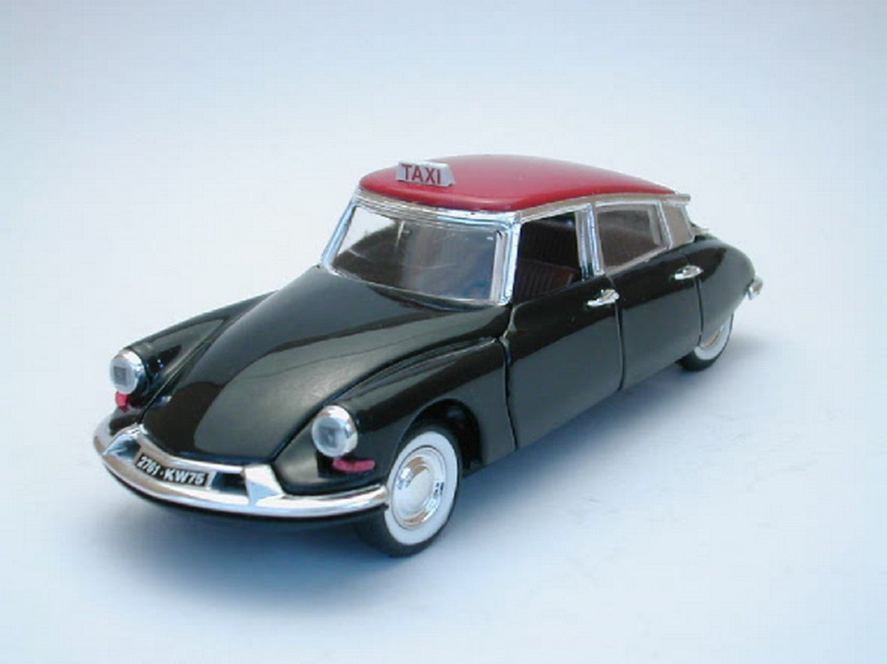 MODELLINO IN SCALA COMPATIBILE CON CITROEN DS 19 TAXI PARIS 1963 1:43 RIO RI4159