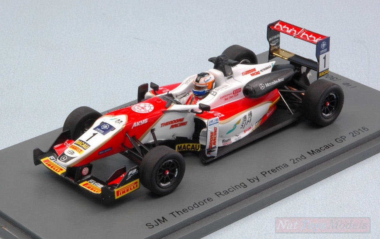 MODELLINO IN SCALA COMPATIBILE CON DALLARA F3 F.ROSENQVIST 2016 N.1 2nd MACAU GP 1:43 (LIM.300) SPARK MODEL SA119