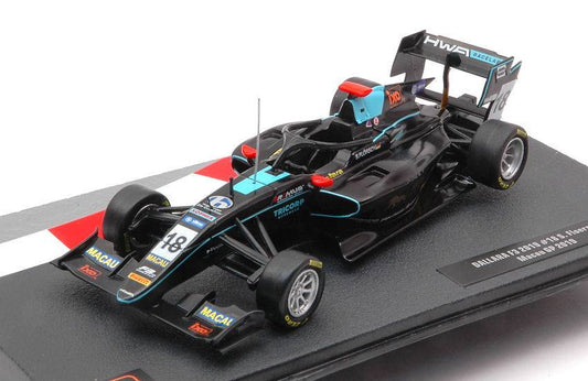 MODELLINO IN SCALA COMPATIBILE CON DALLARA F3 N.18 GP MACAU 2019 FLOERSCH 1:43 IXO MODEL GTM146LQ