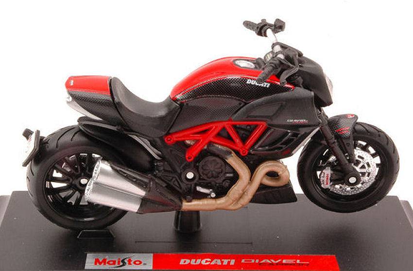 SCALE MODEL COMPATIBLE WITH DUCATI DIAVEL CARBON/RED 1:18 MAISTO MI10115R