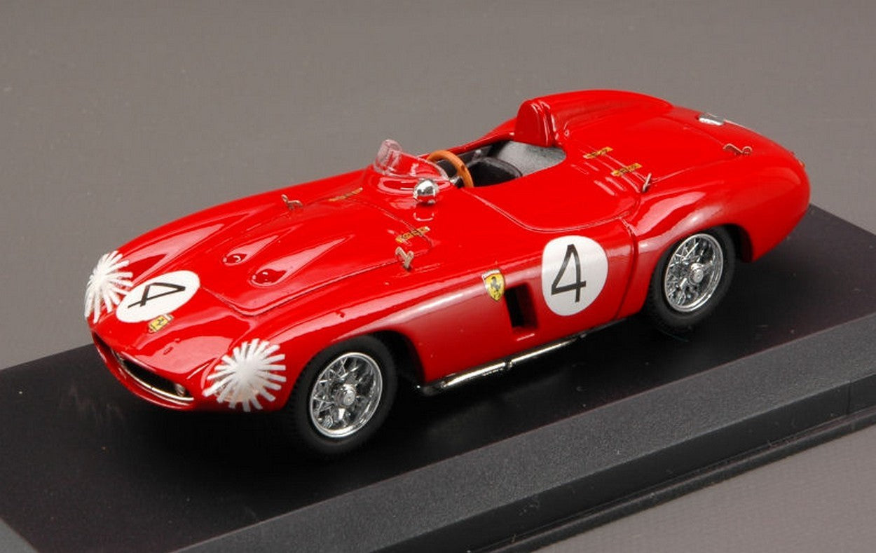 MODELLINO IN SCALA COMPATIBILE CON FERRARI 750 MONZA N.4 6th TOURIST TROPHY 1955 CASTELLOTTI-TARUFFI 1:43 BEST MODEL BT9048