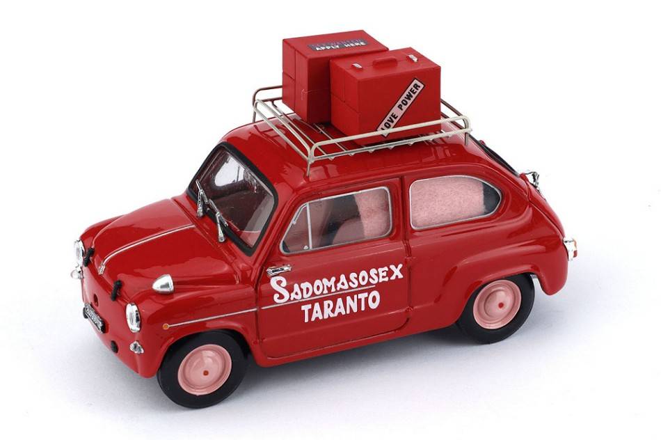 SCALE MODEL COMPATIBLE WITH FIAT 600D SADOMASOSEX 1:43 BRUMM BM0647 MODEL