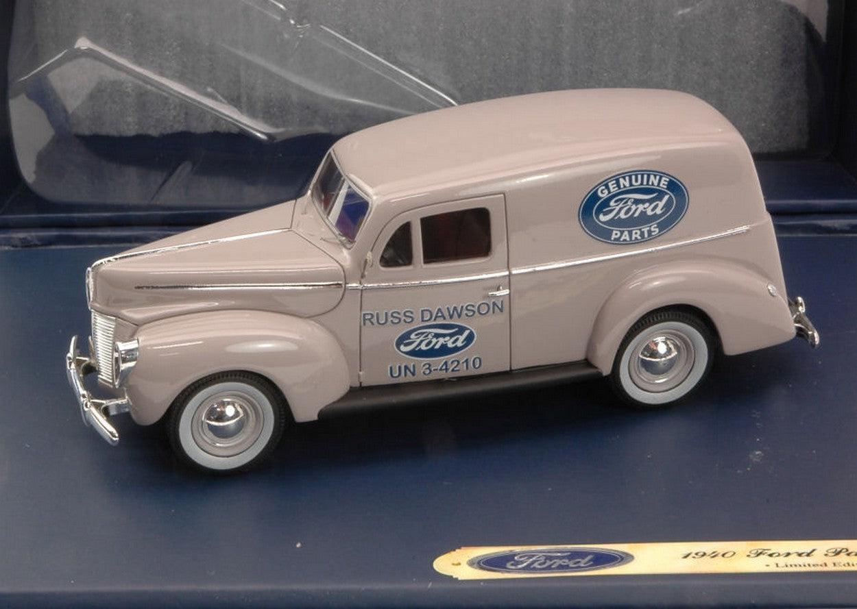 MODELLINO IN SCALA COMPATIBILE CON FORD PANEL VAN FORD GENUINE PARTS 1935 1:43 FORD GENUINE PARTS FGP0442