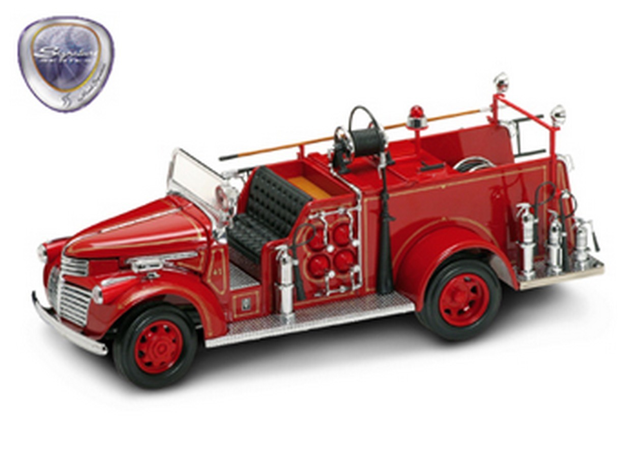 SCALE MODEL COMPATIBLE WITH GMC FIRETRUCK 1941 1:24 YAT MING YM20068