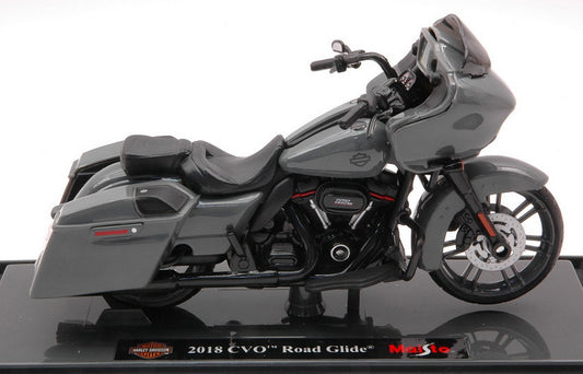 MODELLINO IN SCALA COMPATIBILE CON HARLEY DAVIDSON 2018 CVO ROAD GLIDE 1:18 MAISTO MI18856