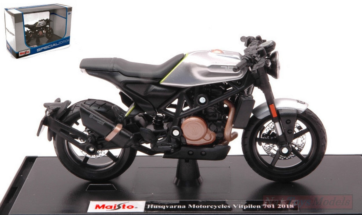 MODELLINO IN SCALA COMPATIBILE CON HUSQVARNA MOTORCYCLES VITPILEN 701 2018 1:18 MAISTO MI18854