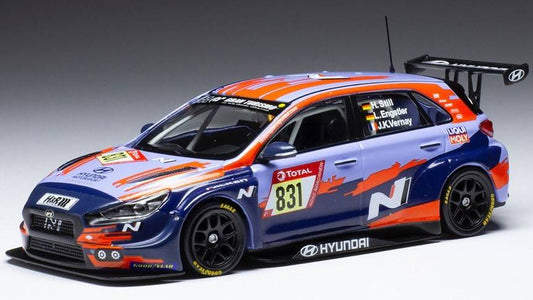 MODELLINO IN SCALA COMPATIBILE CON HYUNDAI ELANTRA N TCR N.831 24H NURB.2021 ENGSTLER/STILL/VERNAY 1:43 IXO MODEL GTM160