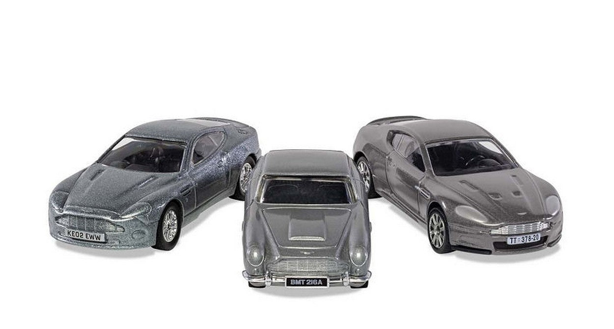 SCALE MODEL COMPATIBLE WITH JAMES BOND ASTON MARTIN COLLECT.V12 VANQUISH 85 mm-DB5 85 mm-DBS 85 mm CORGI TY99284