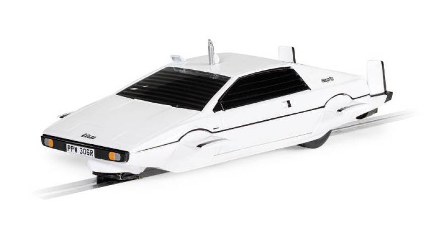 MODELLINO IN SCALA COMPATIBILE CON JAMES BOND LOTUS ESPRIT S1 "THE SPY WHO LOVED ME" SLOT 1:32 SCALEXTRIC C4359