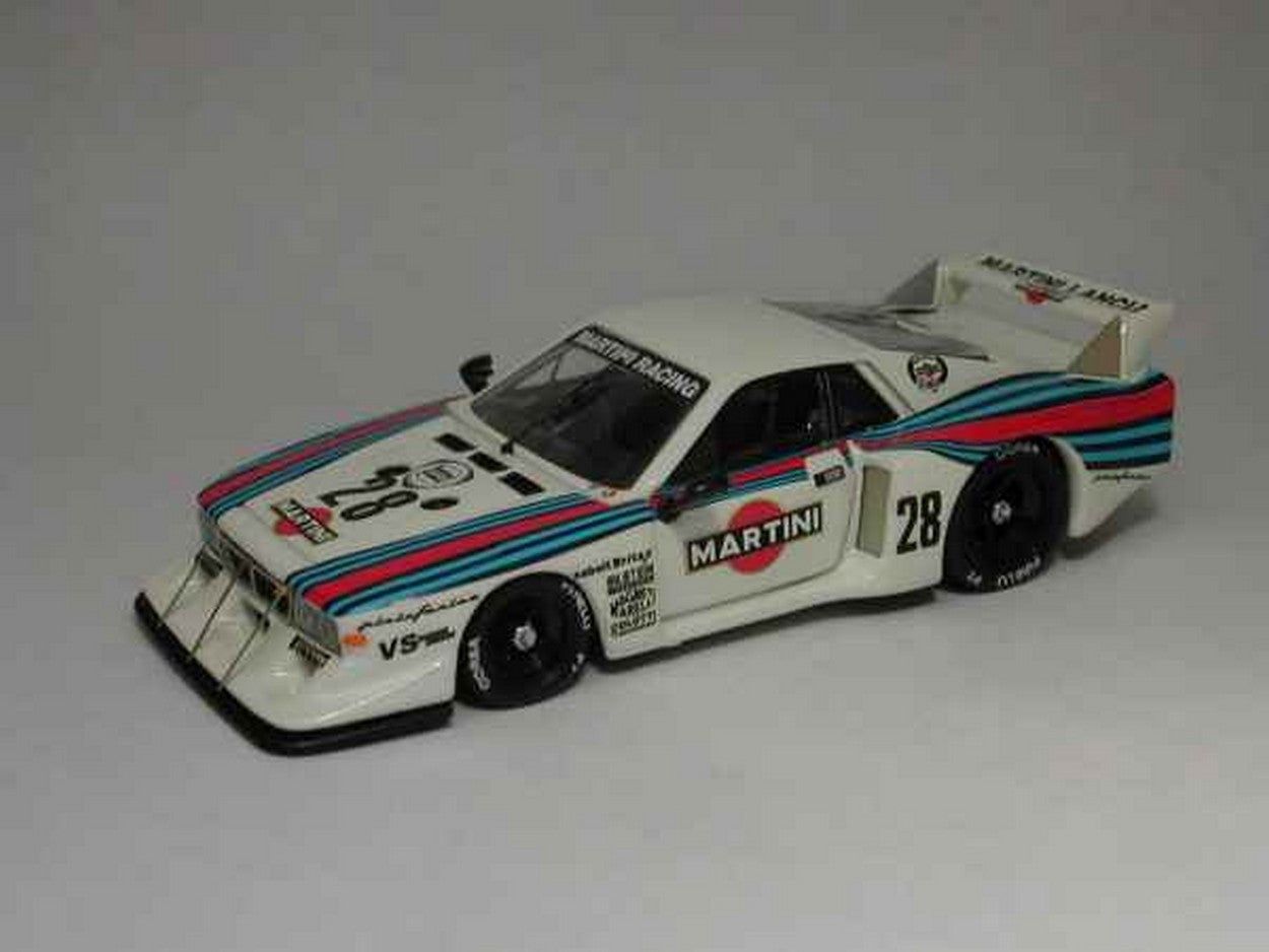 MODELLINO IN SCALA COMPATIBILE CON LANCIA BETA MONTEC.N.28 ACCIDENT SILVERSTONE 1981 PATRESE-CHEEVER 1:43 BEST MODEL BT9241