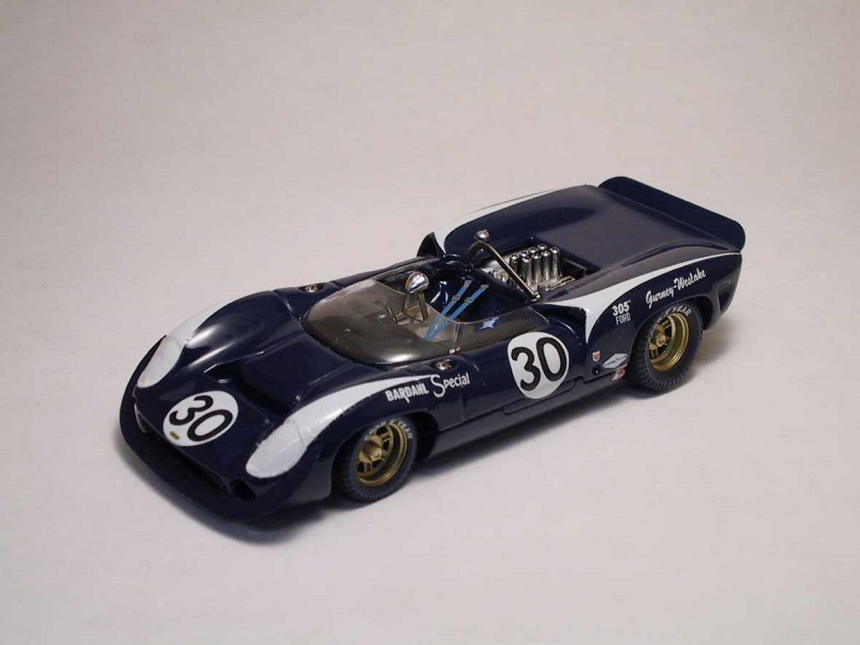 MODELLINO IN SCALA COMPATIBILE CON LOLA T70 SPYDER N.30 WINNER BRIDGEHAMPTON 1966 D.GURNEY 1:43 BEST MODEL BT9189