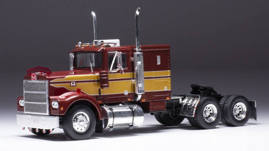 SCALE MODEL COMPATIBLE WITH MARMON CHDT 1980 MET.RED 1:43 IXO MODEL TR157