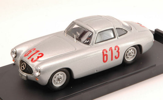 SCALE MODEL COMPATIBLE WITH MERCEDES 300 SL N.613 4th MILLE MIGLIA 1952 CARACCIOLA-KURRLE 1:43 BANG BG7213