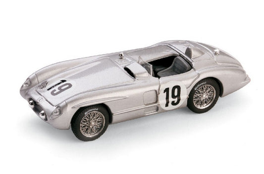 SCALE MODEL COMPATIBLE WITH MERCEDES 300 SLR N.19 28th LM 1955 JMFANGIO-S.MOSS 1:43 BRUMM BM0188