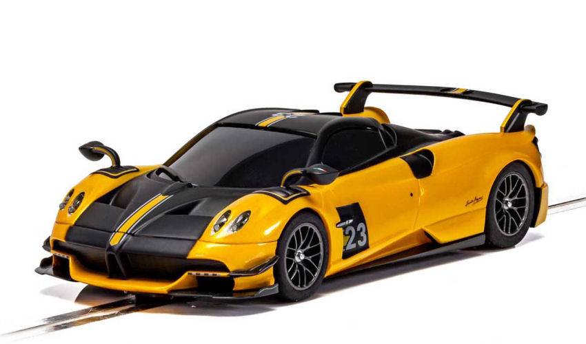 MODÈLE RÉDUIT COMPATIBLE AVEC PAGANI HUAYRA ROADSTER BC YELLOW 1.32 SCALEXTRIC C4212