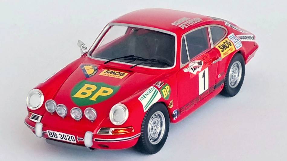 SCALE MODEL COMPATIBLE WITH PORSCHE 911 L SWEDISH RALLY 1970 PETERSON/SVEDBERG 1:43 TROFEU TFDSN108